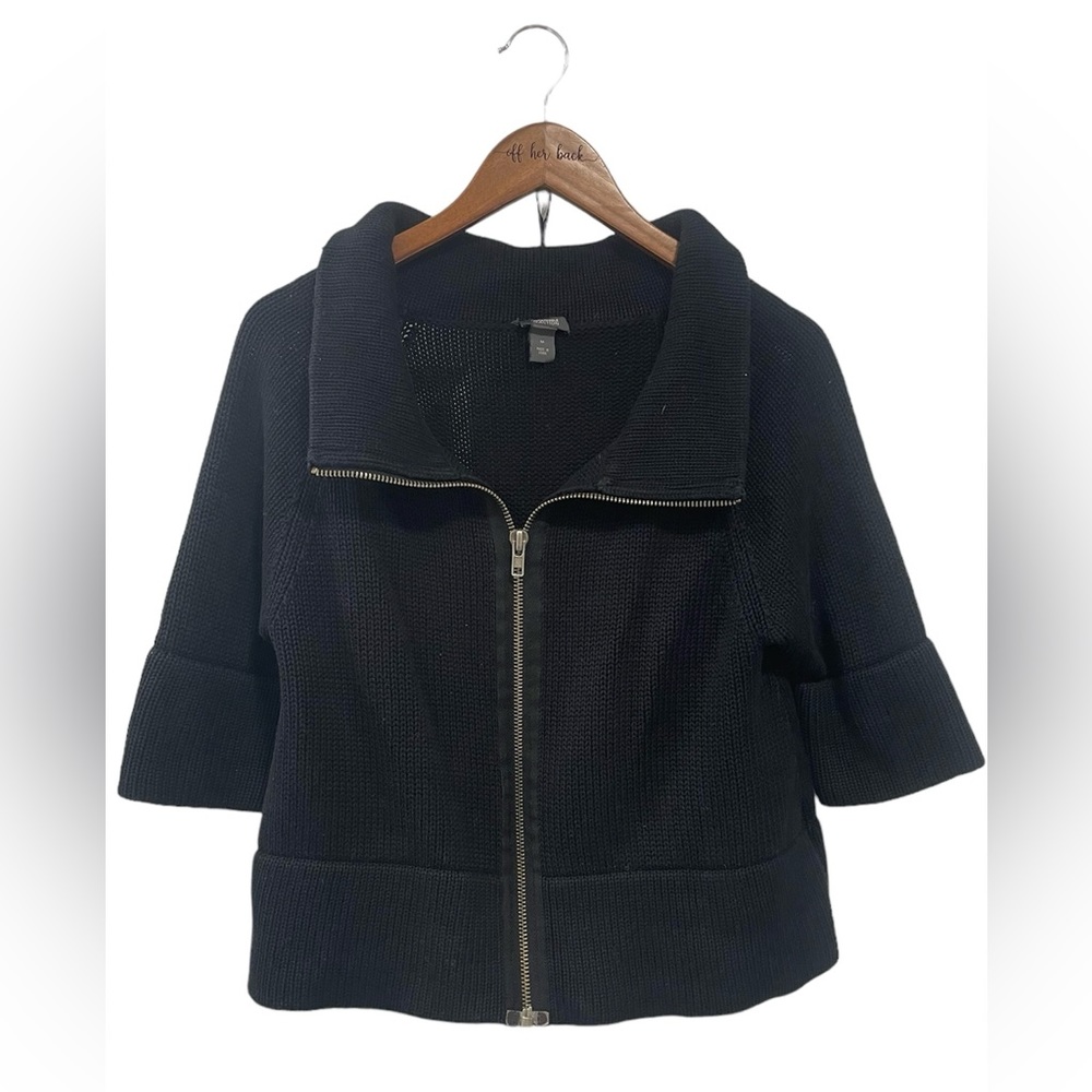 Thick Zipped Sweater GEEAT CONDITION 

Size: Medium

Brand: Kenneth Cole